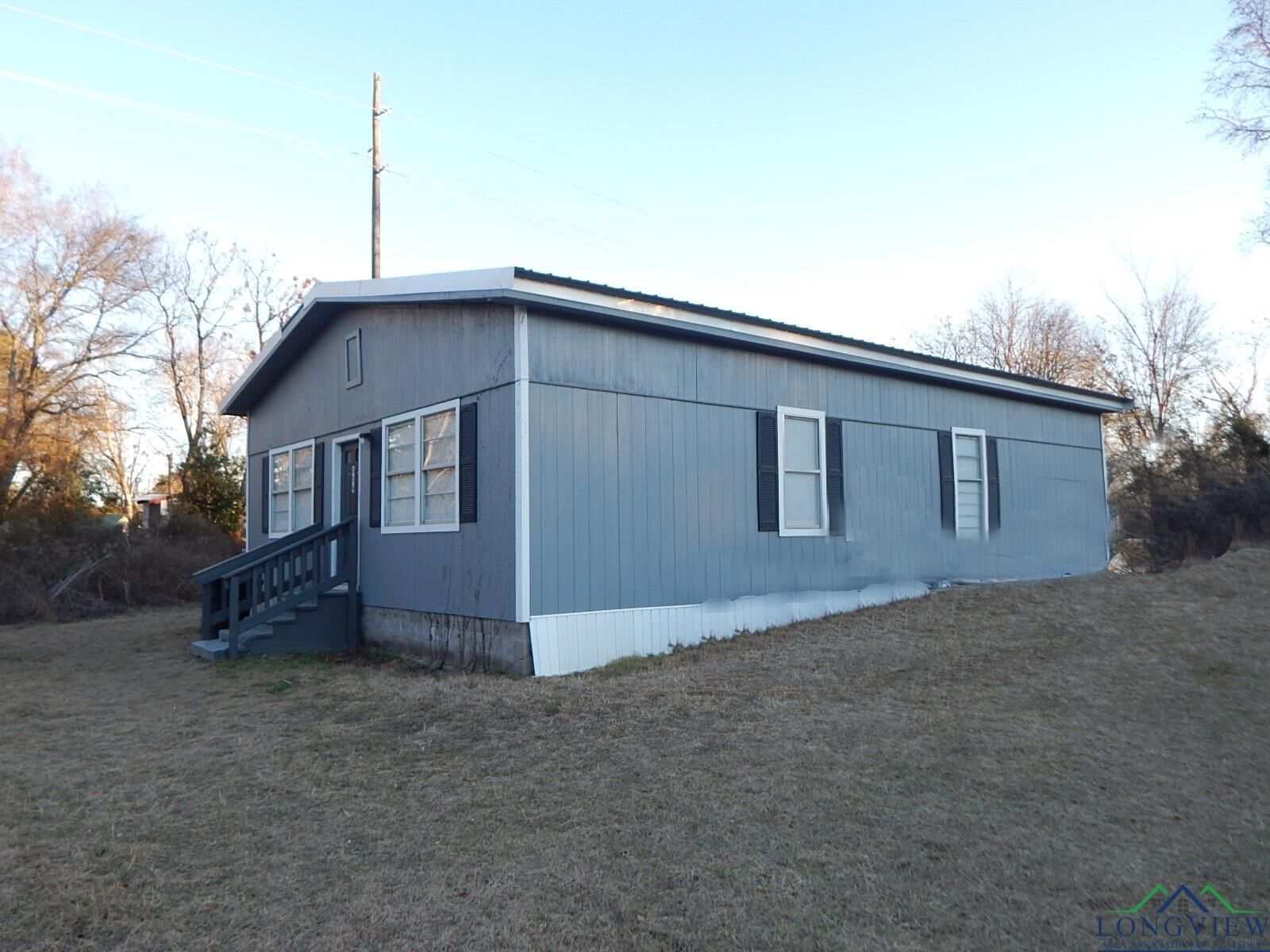 Property Photo:  224 Hilltop  TX 75644