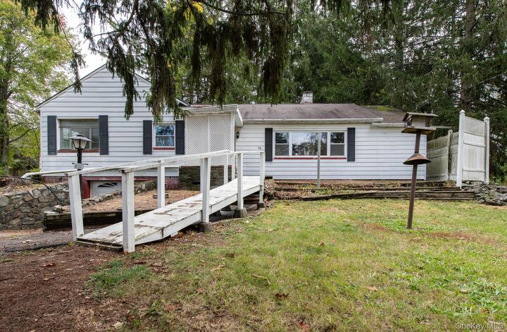 Property Photo:  88 Buckingham Avenue  NY 12601 