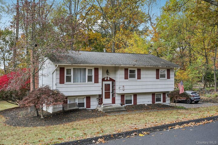 48 Laura Drive  Airmont NY 10952 photo
