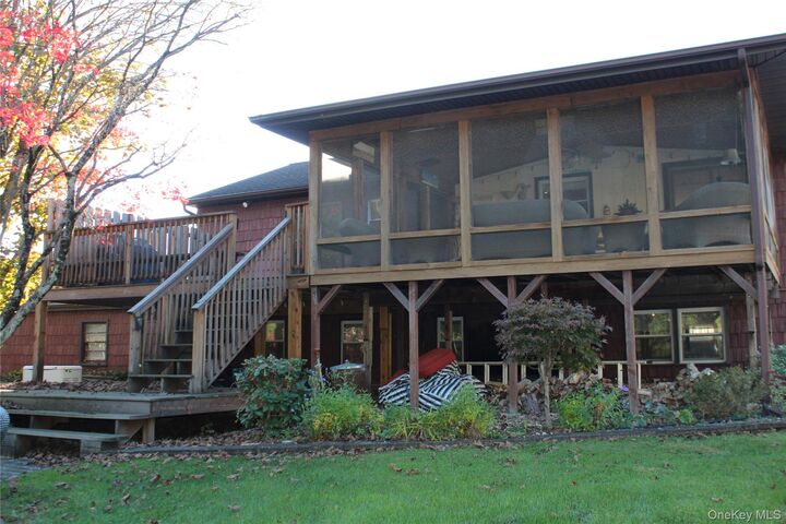 Property Photo:  76 Friendly Road  NY 10541 