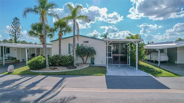 2100 Kings Highway 1025  Port Charlotte FL 33980 photo