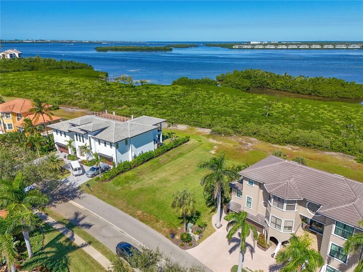 Property Photo:  12405 Baypointe Terrace  FL 34215