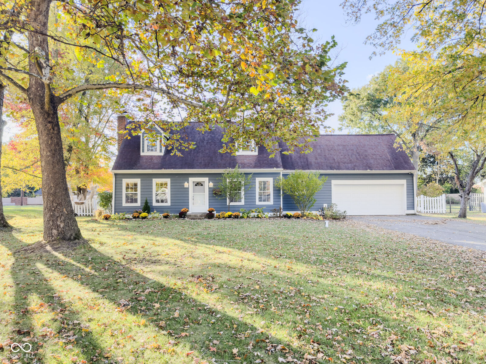 Property Photo: 9802 Hamilton Hills Lane IN 46038