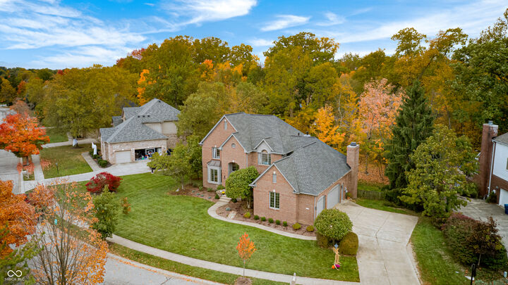 Property Photo:  10026 Parkway Drive  IN 46037