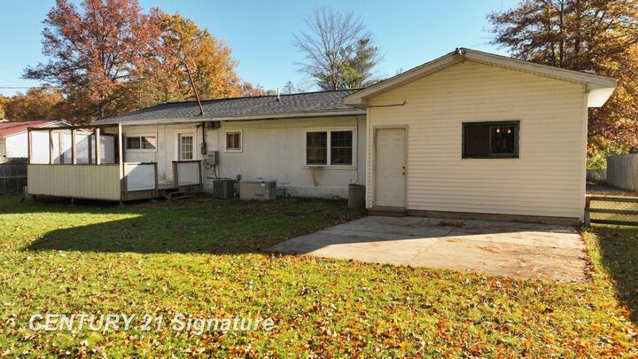 Property Photo:  10462 S Graham Road  MI 48655