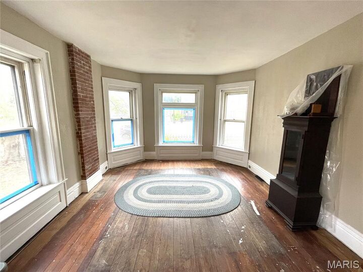 Property Photo:  229 E Main Street  IL 62037