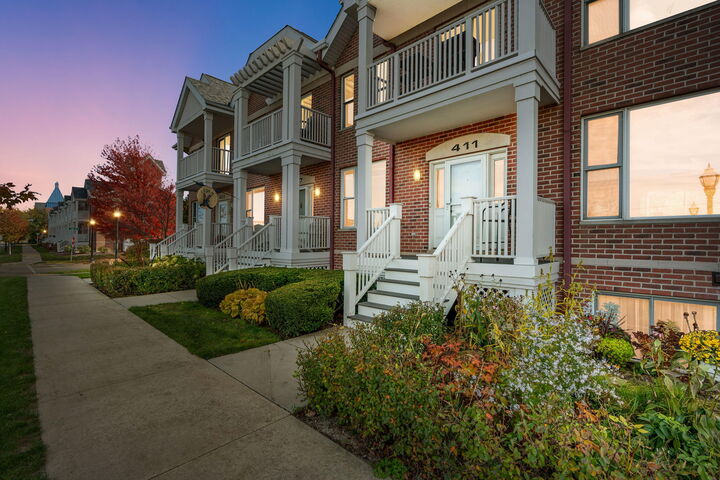 411 54th St  Kenosha WI 53140 photo