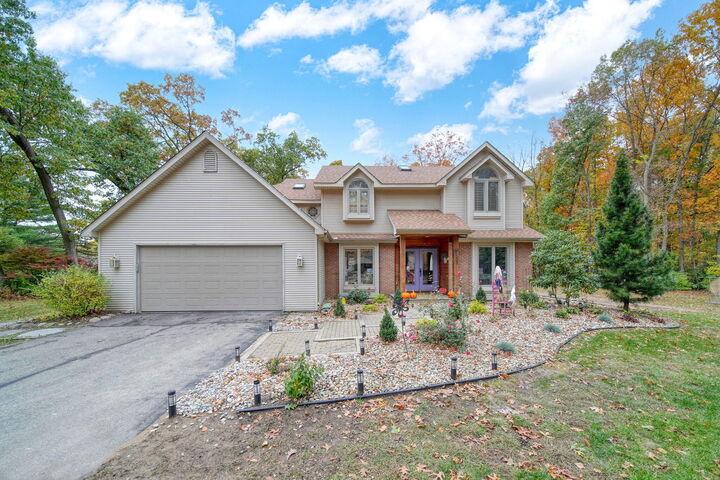 Property Photo:  7142 Foxmoore Court  MI 49201
