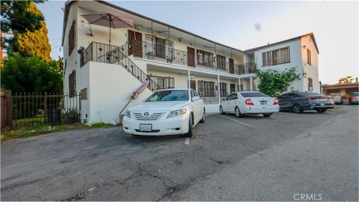 Property Photo: 7410 Marbrisa CA 90255