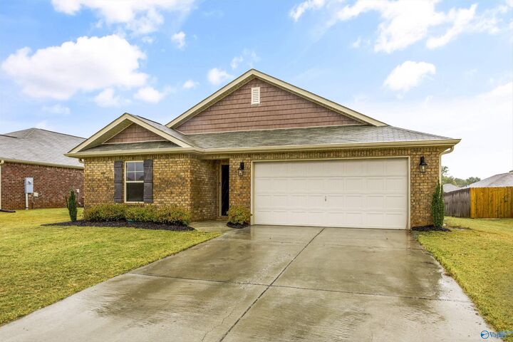 Property Photo:  117 Hank Court  AL 35750