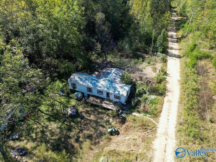 Property Photo:  623 County Road 798  AL 35958