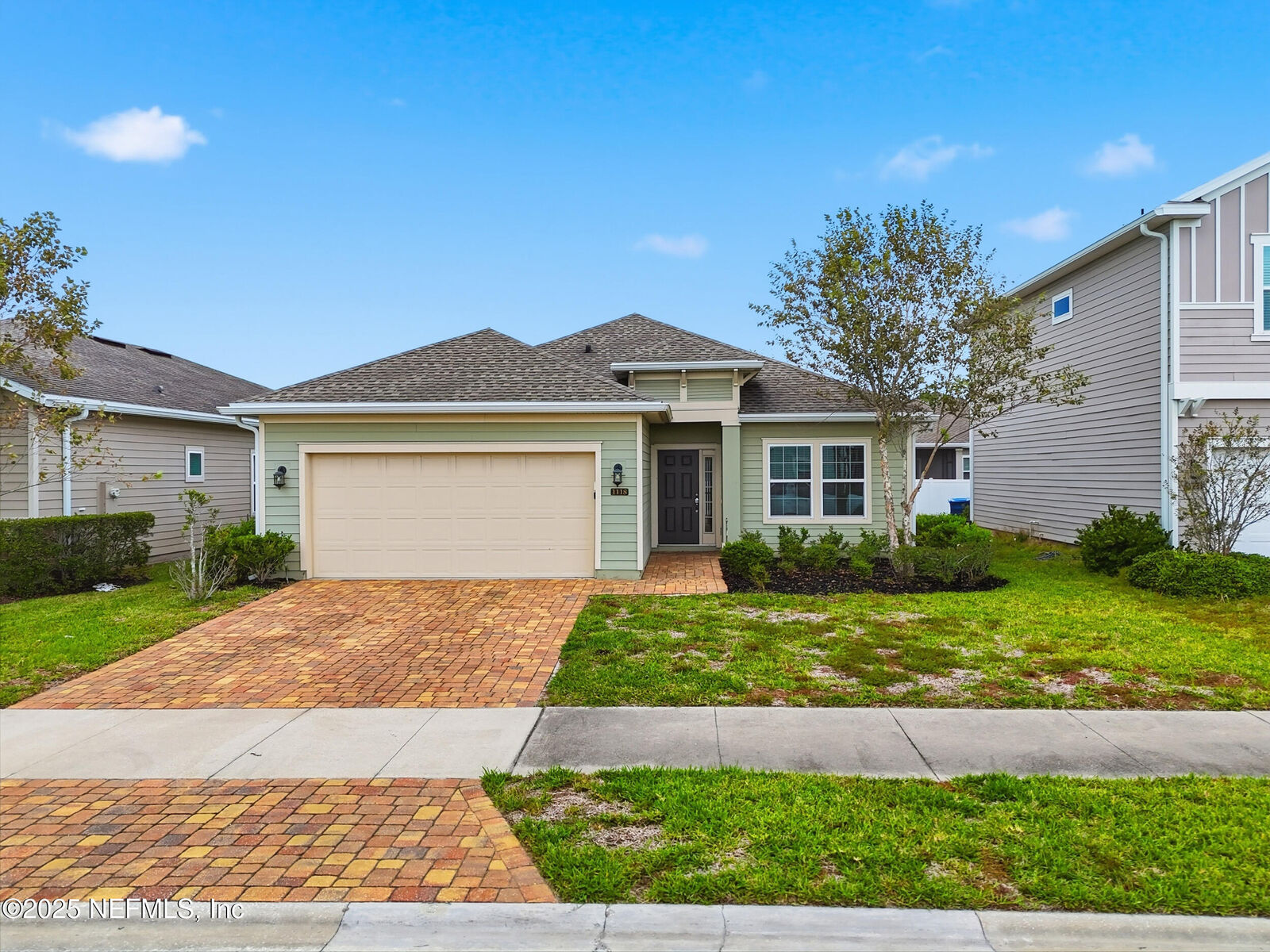 Property Photo: 1118 Silver King Road FL 32211