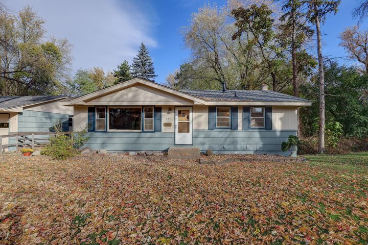 Property Photo: 412 4th Avenue S MN 55371