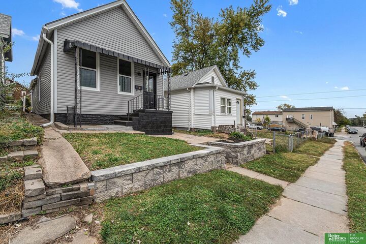 Property Photo:  5239 S 21st Street  NE 68107