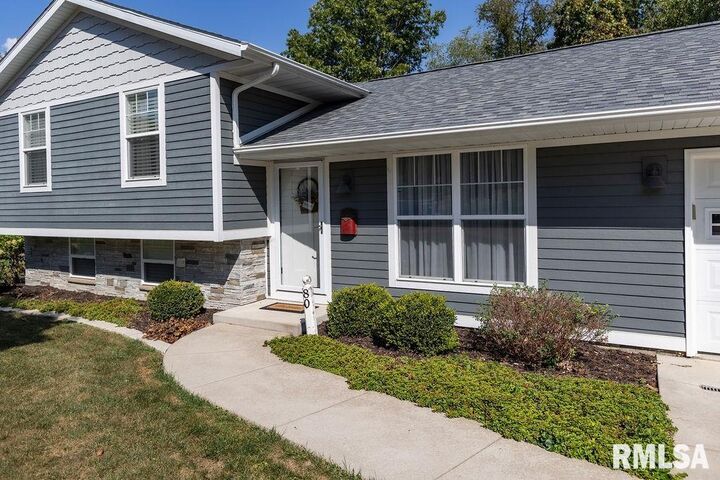 Property Photo:  80 Aspen Drive  IL 61520