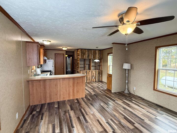 Property Photo:  90 Wheather Drive  IL 62899 