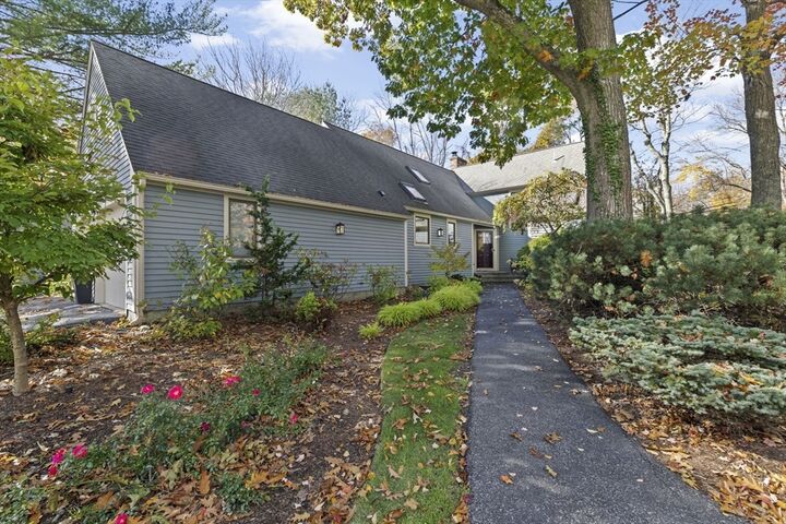 Property Photo:  100 Pond Street 10  MA 02025