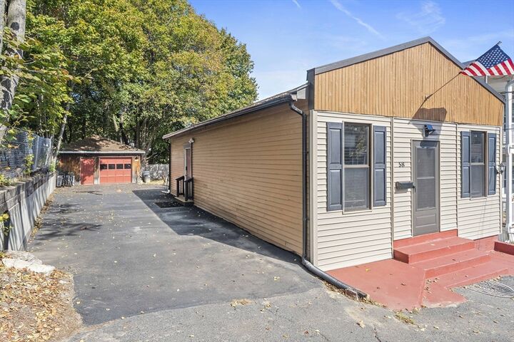 Property Photo:  58 Cascade St  MA 01420 