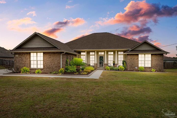 Property Photo:  4752 Nichols Creek Rd  FL 32583 