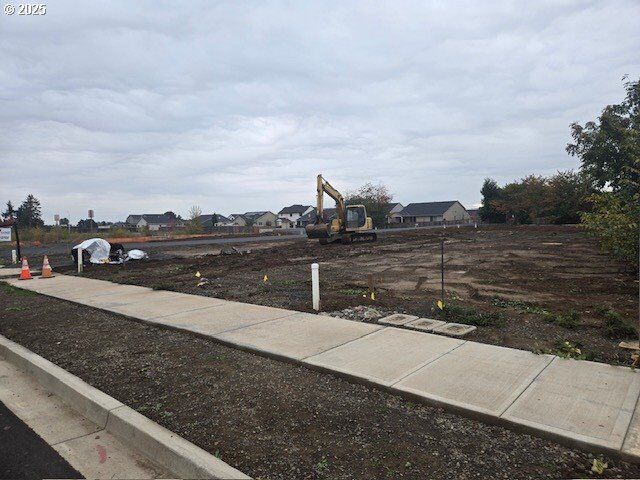 Property Photo: 1521 Brown St OR 97071