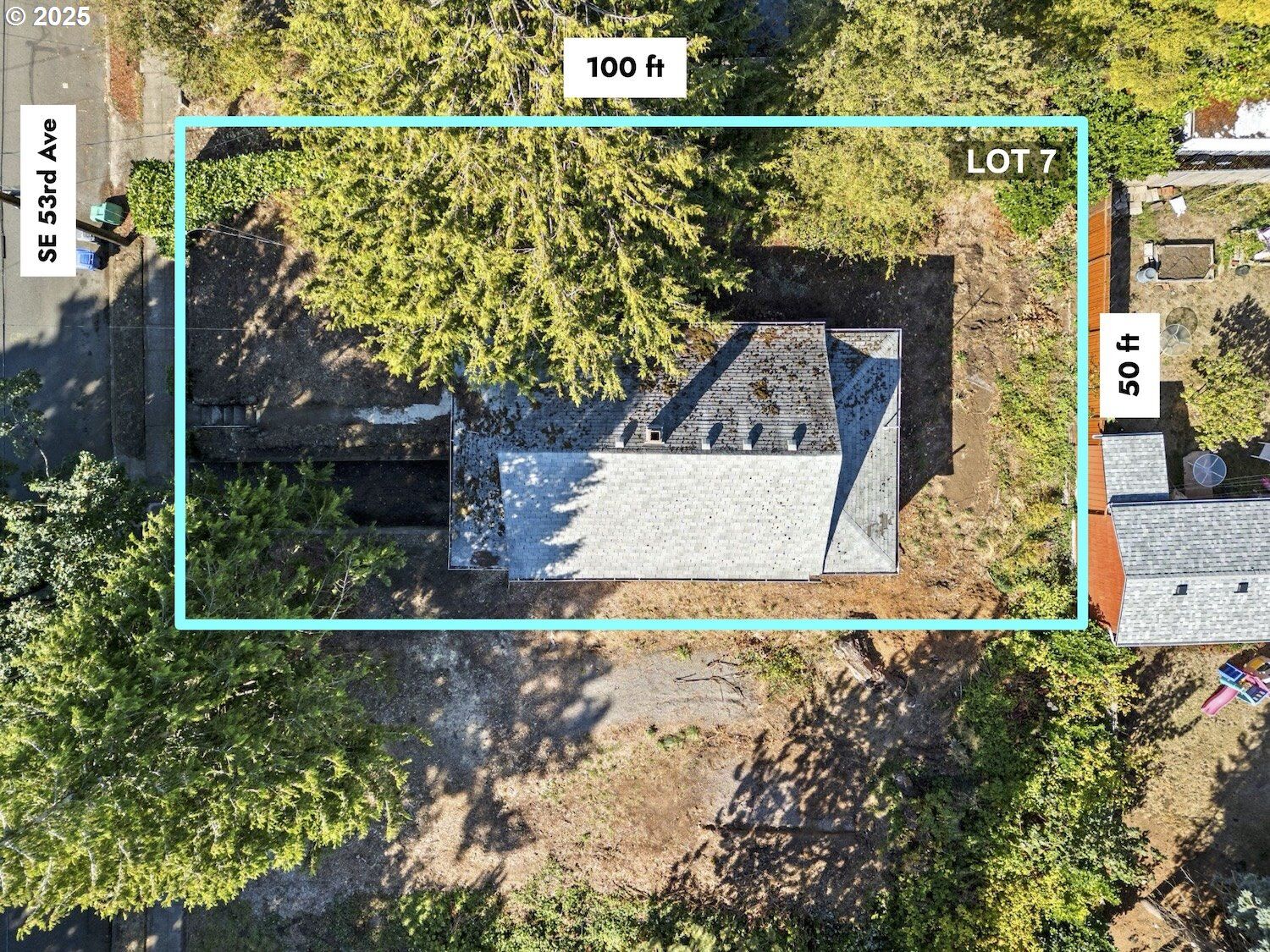 Property Photo: 3120 SE 53rd Ave 7 OR 97206