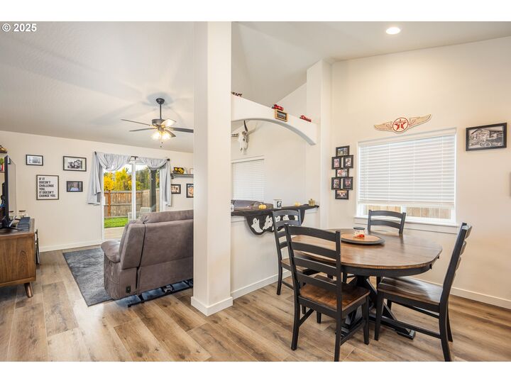 Property Photo:  4967 Cedar View Dr  OR 97478