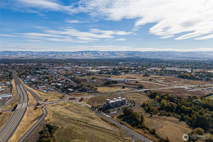 Property Photo:  0 4 & 5  Silverstone Drive  WA 99362