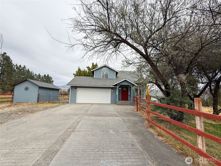 Property Photo: 40 Trail Ridge Dr WA 98841