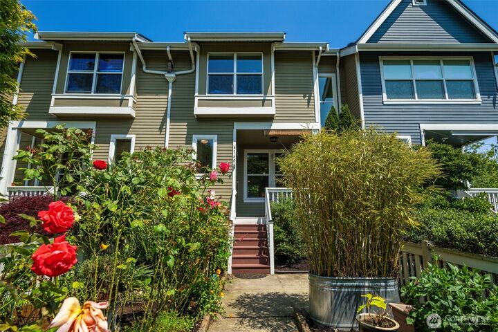 4160  29th Avenue S  Seattle WA 98108 photo