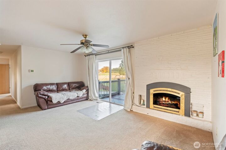 Property Photo:  450  Hawkins Road  WA 98596 