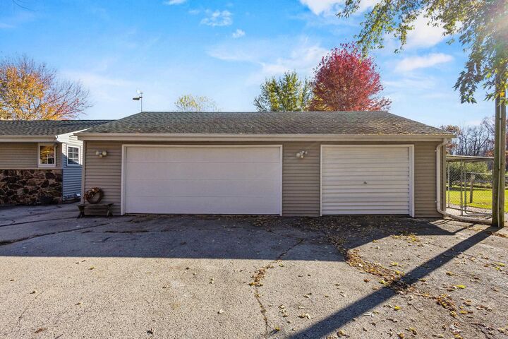 Property Photo:  N4742 Thompson Road  WI 54170 