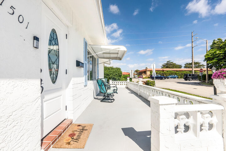 1501 SW 18th Drive  Boynton Beach FL 33426 photo