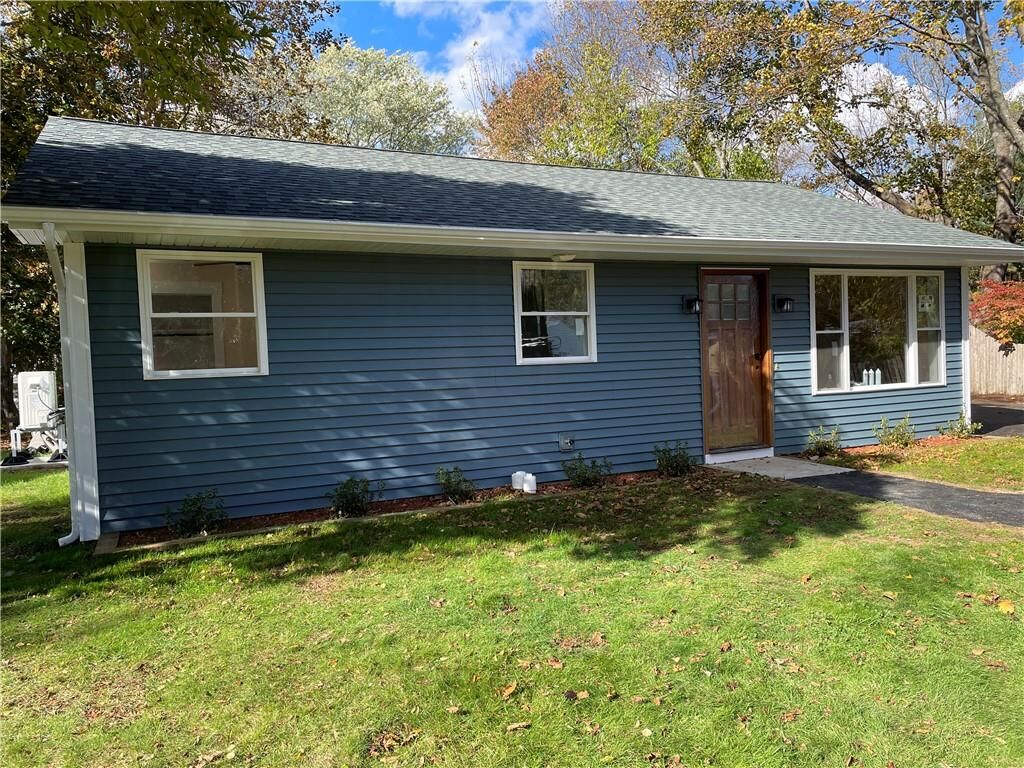 Property Photo:  14 Douglas Circle  RI 02828