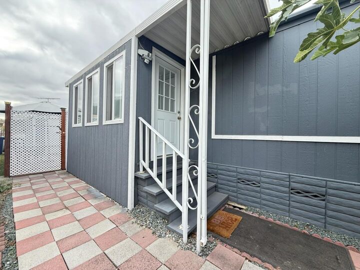 Property Photo: 60 Wilson Way 150 CA 95035