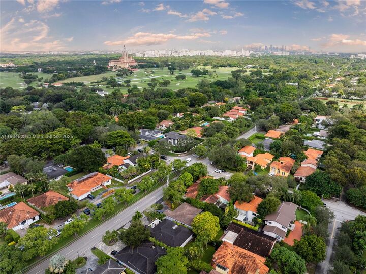 Property Photo:  4000 Alhambra Cir  FL 33146