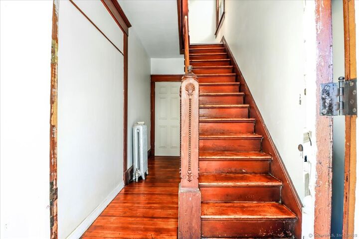 Property Photo:  130 Wellsville Avenue 2  CT 06776