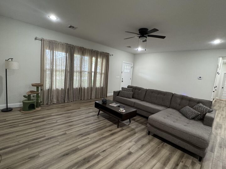 Property Photo:  140 Park Valley Court  MO 64831