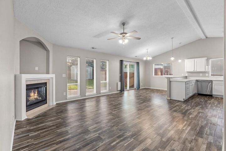 Property Photo: 8616 E Bull Pine Ln WA 99217