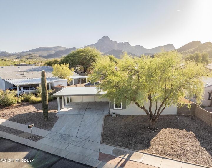 Property Photo: 9011 N Valgrind Lane AZ 85743