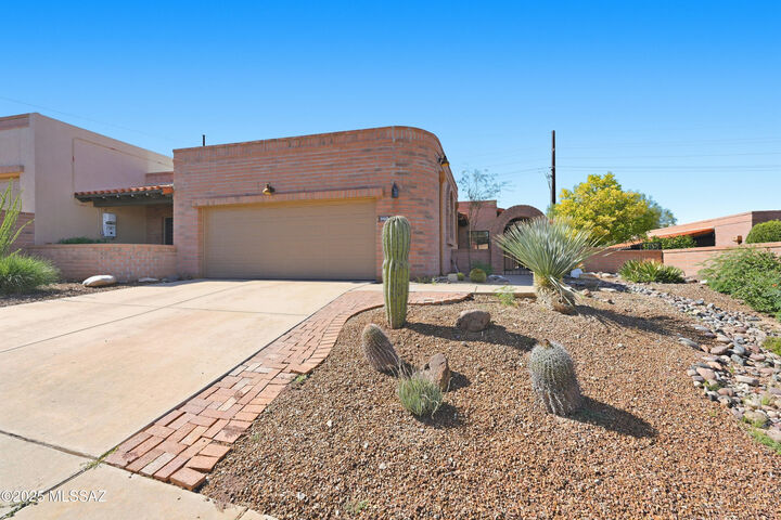 Property Photo:  3480 S Via De La Ramita  AZ 85622 