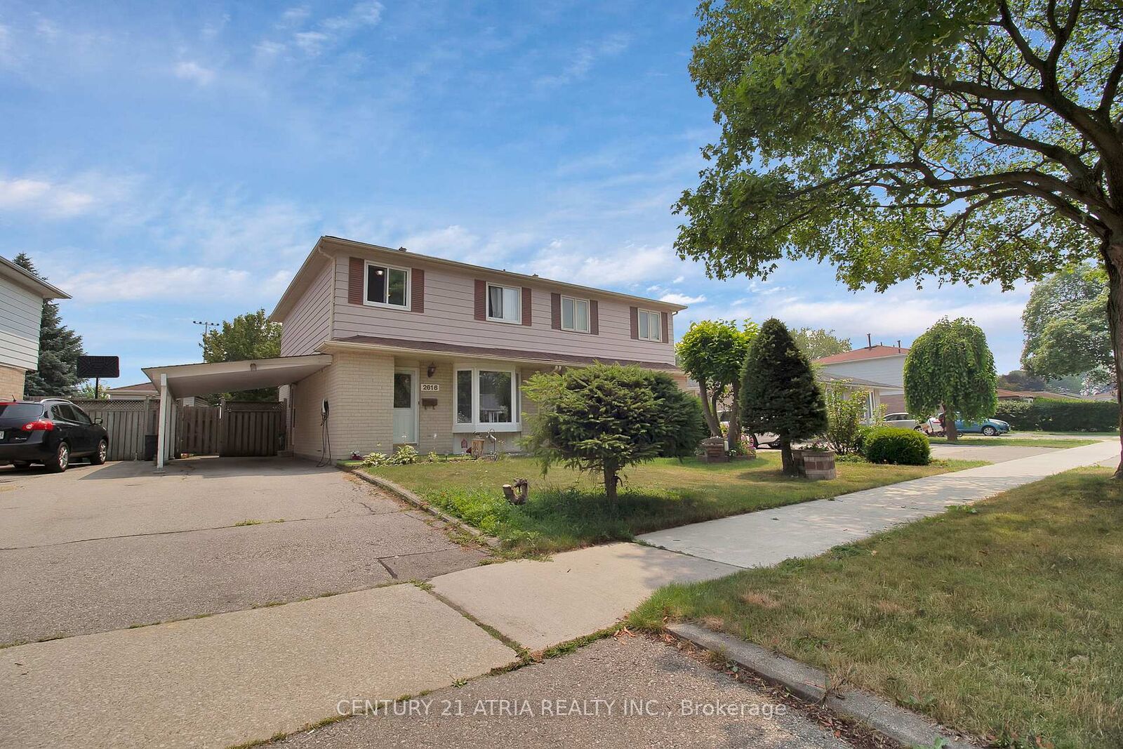 Property Photo:  2616 Widemarr Road  ON L5J 1M3 