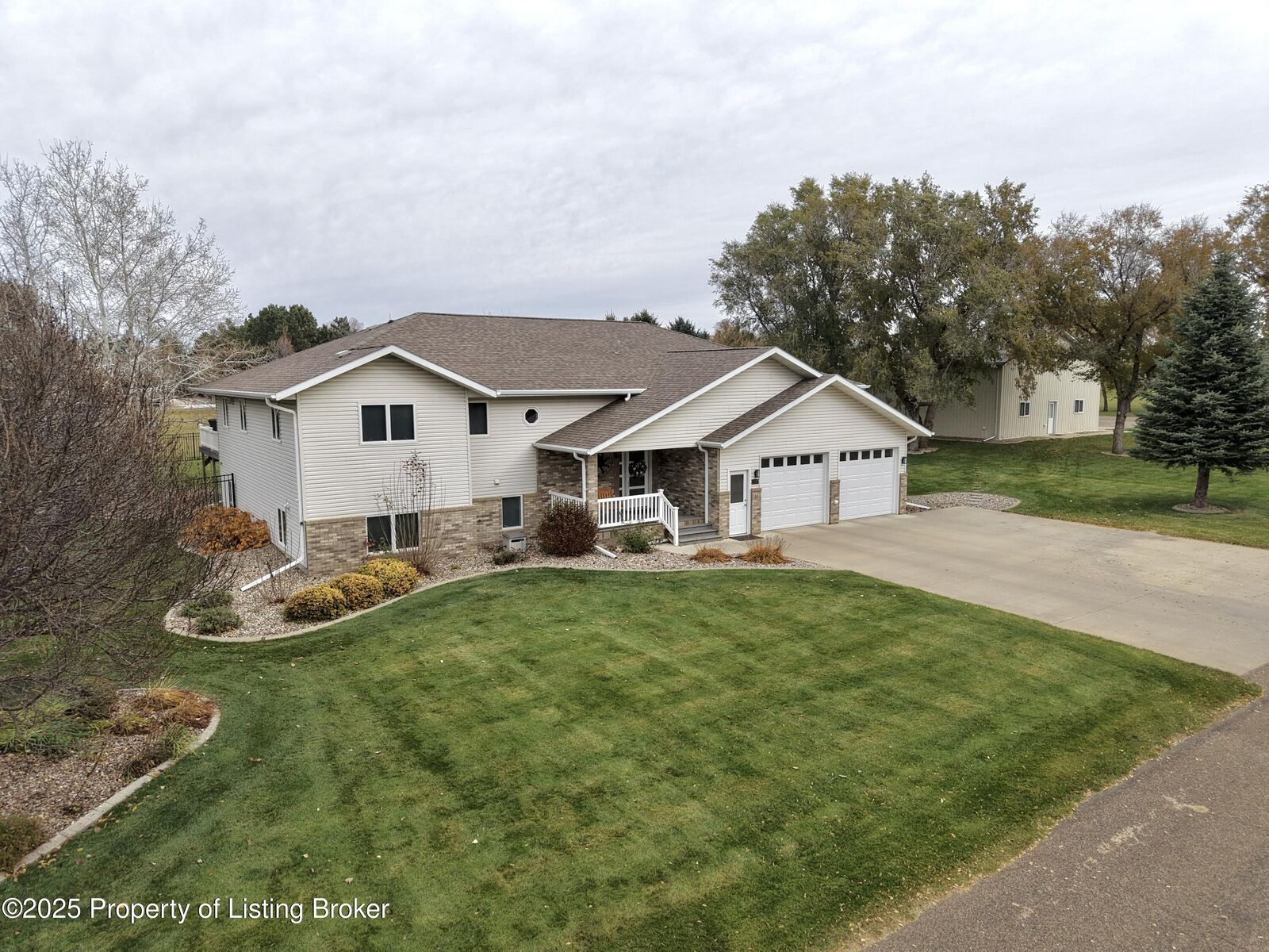 Property Photo: 2327 8th Street East ND 58601