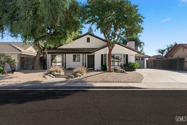 Property Photo: 9111 Birch Creek Court CA 93312