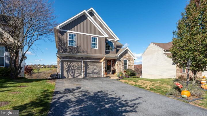 Property Photo: 495 Thomas Armor Drive PA 17366