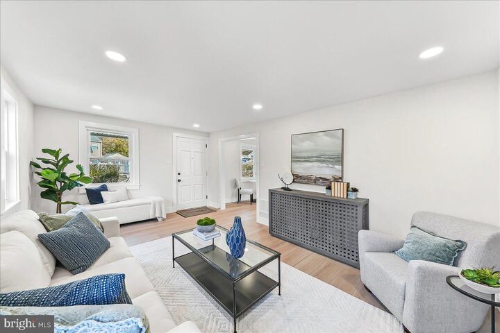 Property Photo: 222 N Overhill Road PA 19063