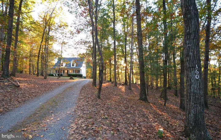 Property Photo: 160 Country Squire Lane VA 22603