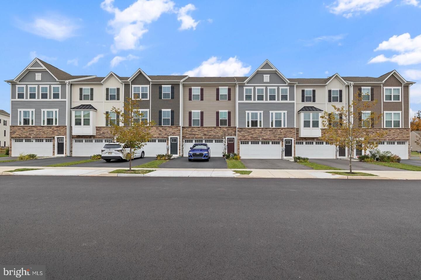 Property Photo:  6 Dolcie Lane  NJ 08648 