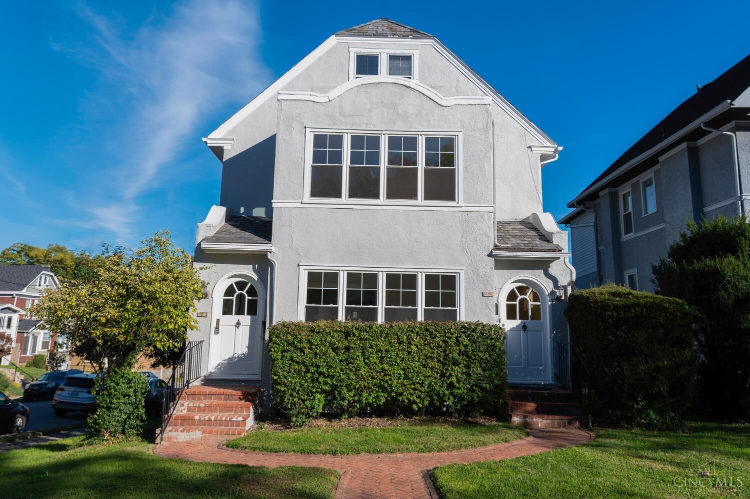 Property Photo:  3590 Outlook Avenue  OH 45208