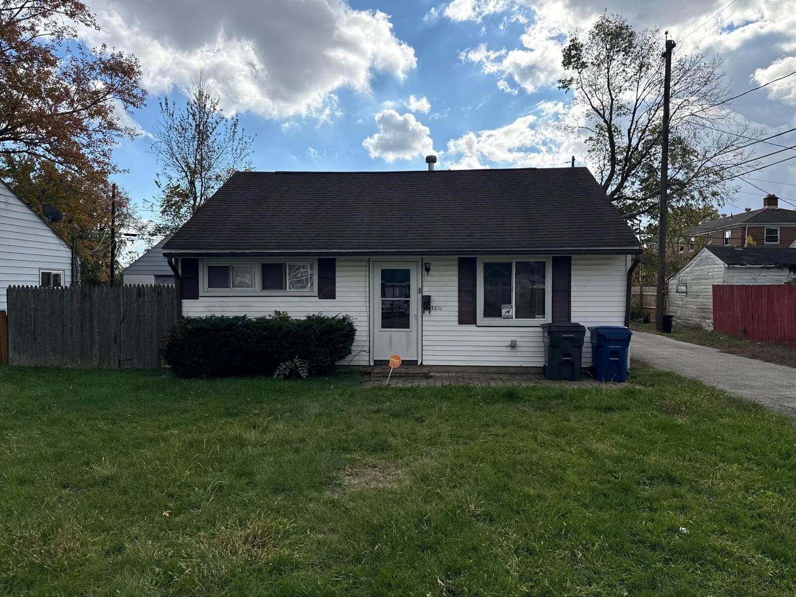 Property Photo:  3811 Brentwood Court  OH 43213 