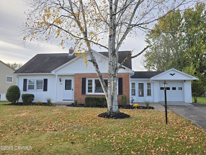 Property Photo: 1050 Pine Street PA 17847